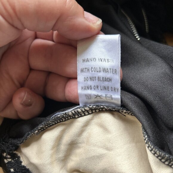 Windsor Black Lace Long Sleeve Bodysuit Large - Picture 8 of 8